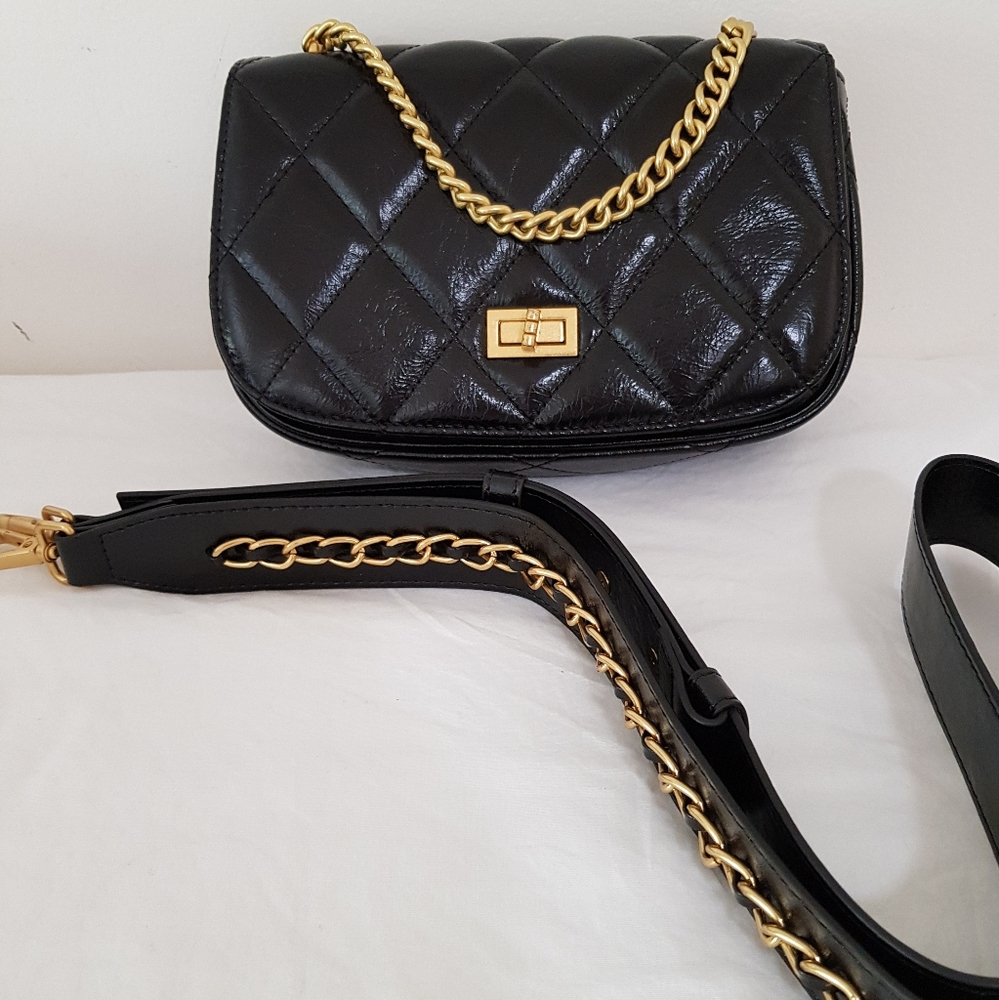 Leather lightweight vintage style chain crossbody